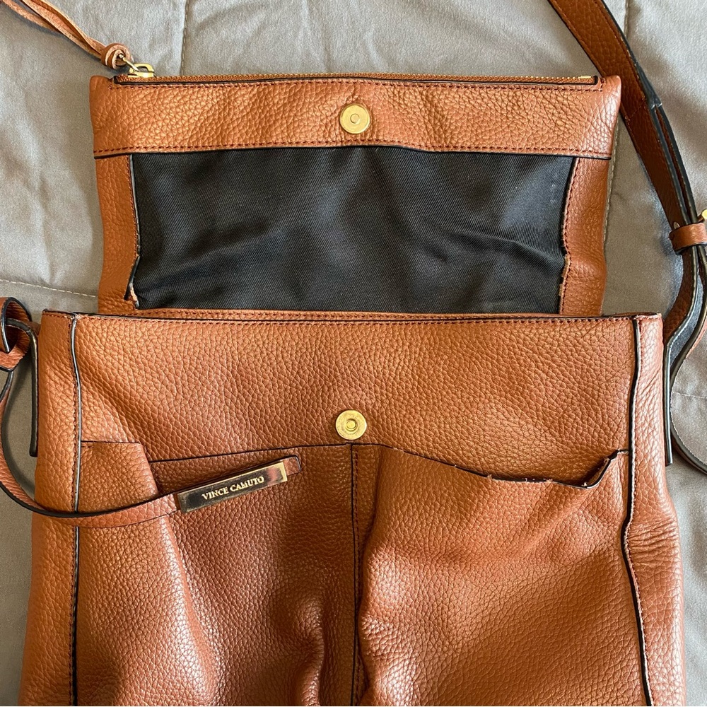 Vince Camuto Leather Foldover Purse Pine Cone Brown Snap Pocket Adjustable Strap - Picture 5 of 16